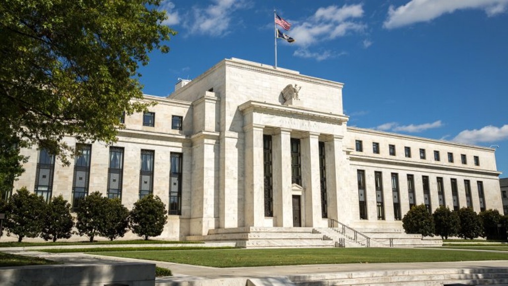 Imagen Sube la Reserva Federal de EU tasa de interés, la más alta en 10 años 