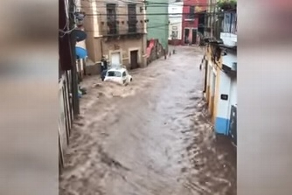 Imagen Impresionantes inundaciones tras lluvia y colapso de presa, en  Guanajuato (+Videos)