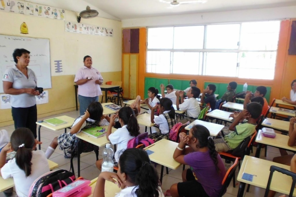 Imagen Reanudarán clases en seis regiones de Guerrero tras paso de 'Carlotta'
