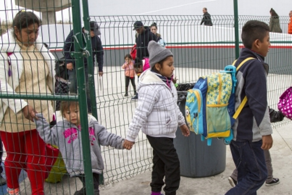 Imagen Piden alistar albergue hasta para 20 mil migrantes en EU, señala Pentágono