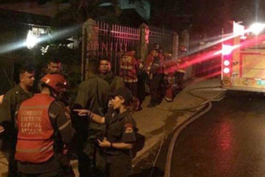 Imagen Imputan a seis hombres por muertes en club venezolano