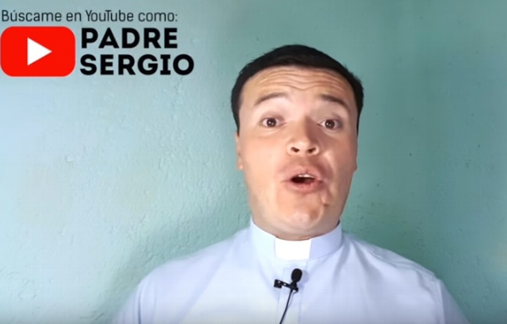 Imagen Distingue YouTube a sacerdote mexicano con el ‘Botón de plata’ (+Video)