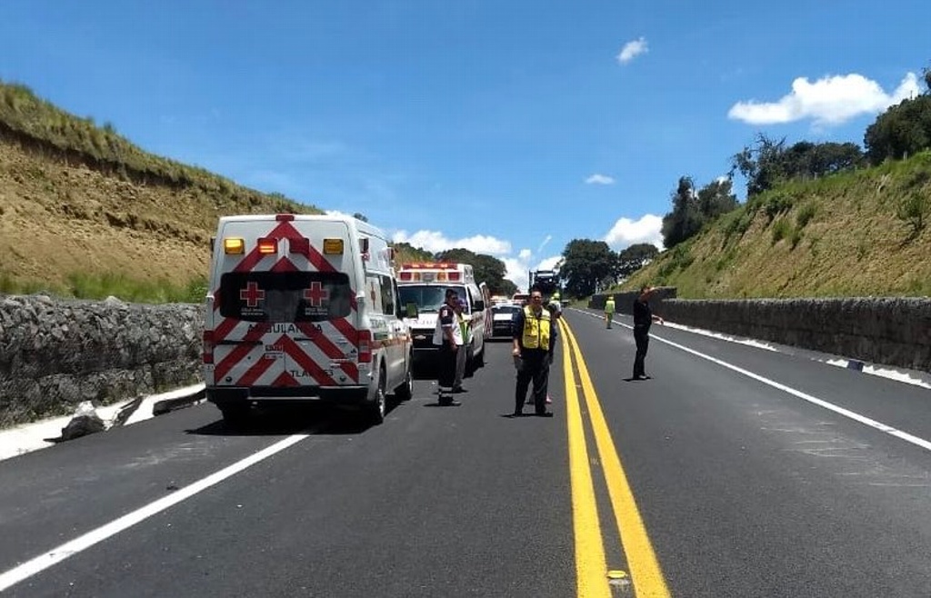 Imagen Una mujer muerta, deja accidente en la autopista Amozoc-Perote