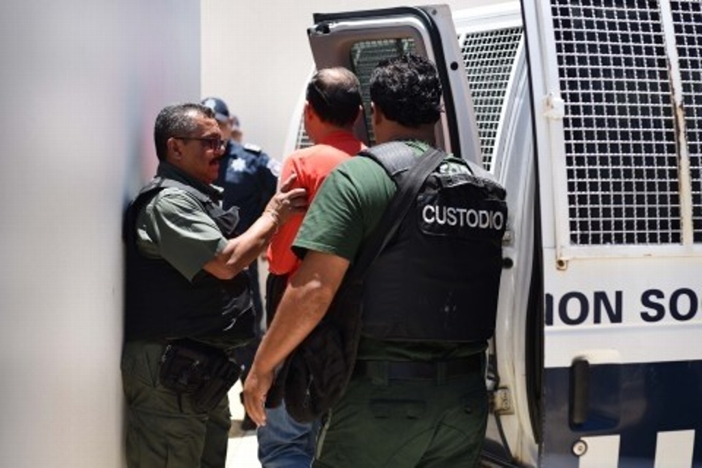 Imagen Vinculan a proceso a exfiscal de Veracruz por desaparición forzada