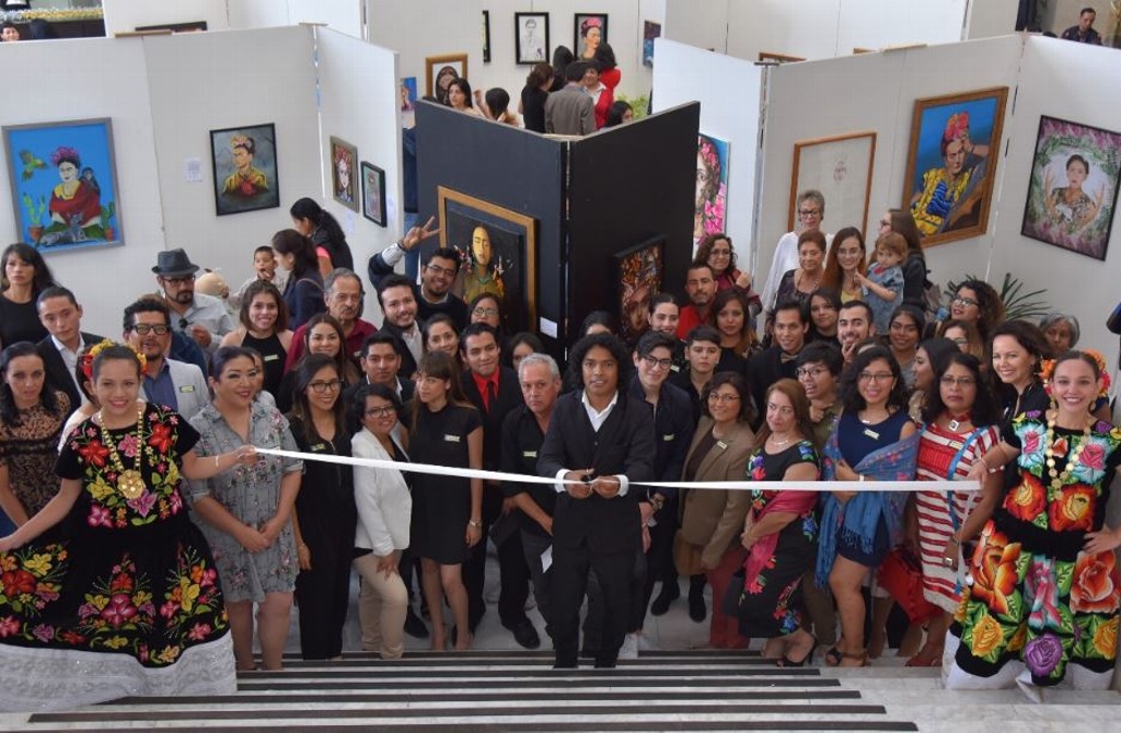 Imagen Llega al Congreso de Veracruz exposición inspirada en Frida Kahlo (+fotos)