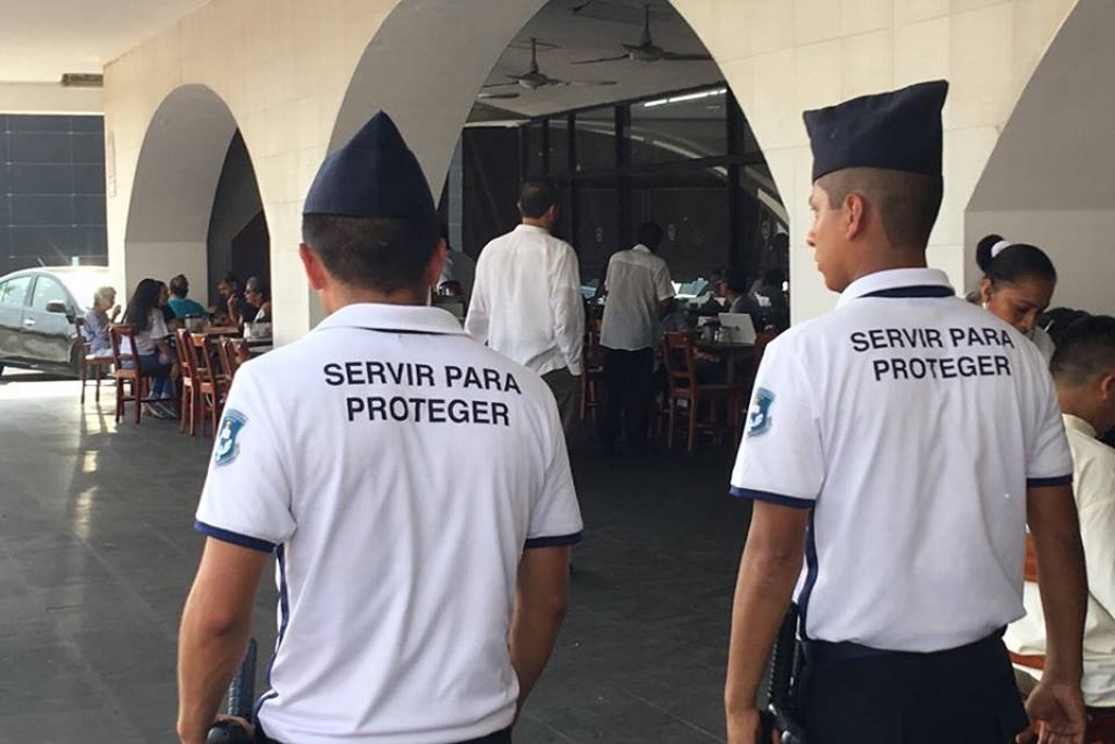 Imagen En agosto empezarían a operar los primeros 100 policías municipales en Veracruz: Gobernación