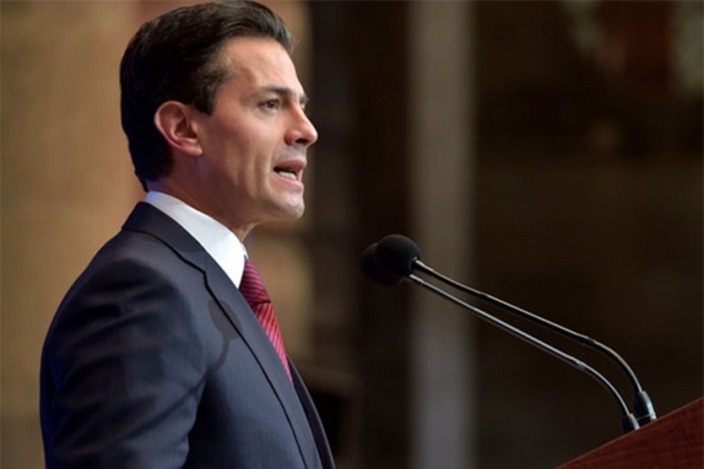 Imagen Peña Nieto asiste a función de gala de danza en Bellas Artes
