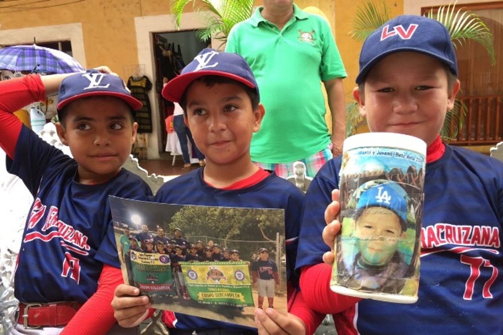 Imagen Niños beisbolistas piden ayuda para representar a Veracruz en torneo nacional