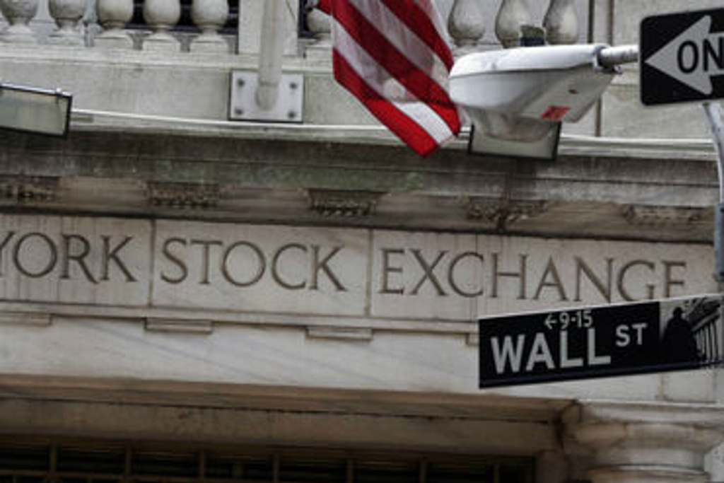 Imagen Bolsa de Nueva York opera con pérdidas por tensiones comerciales