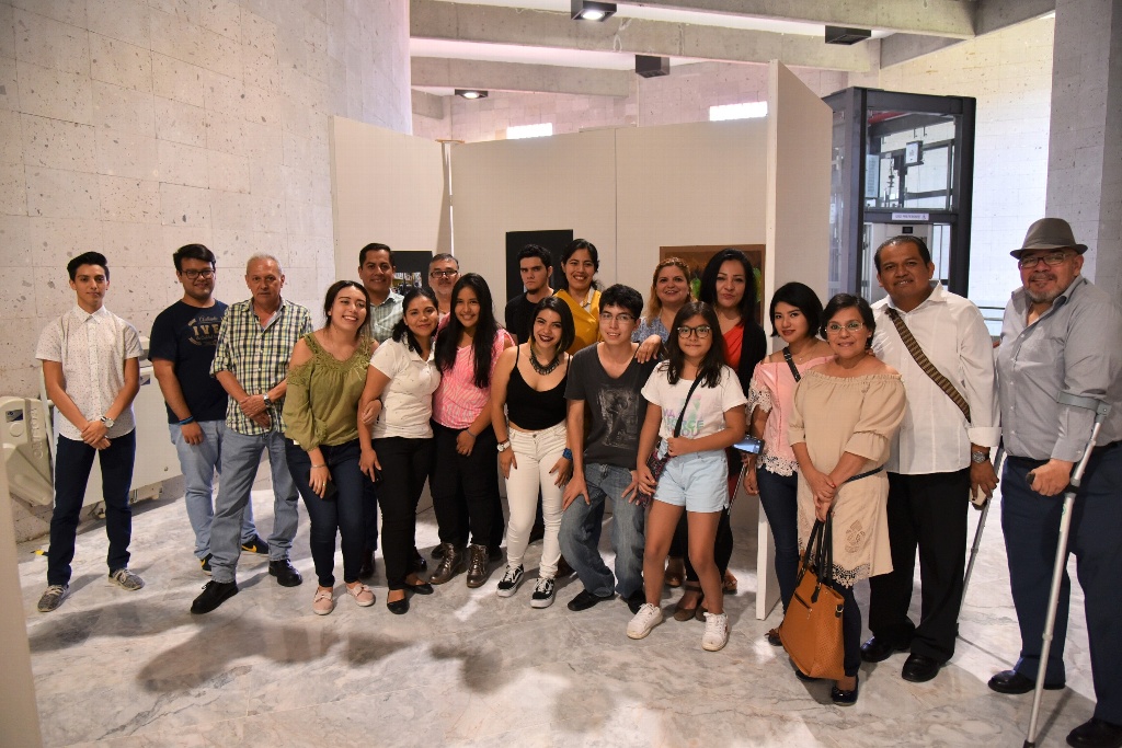 Imagen Inauguran exposición colectiva en el Congreso de Veracruz (+fotos)