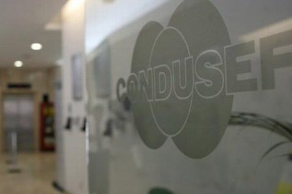 Imagen Condusef informa cómo hacer trámites bancarios por un familiar que ya no se vale por sí mismo