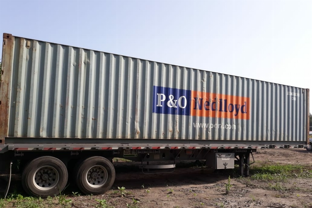 Imagen PGR recupera dos contenedores con 19 toneladas de autopartes robadas en Veracruz 