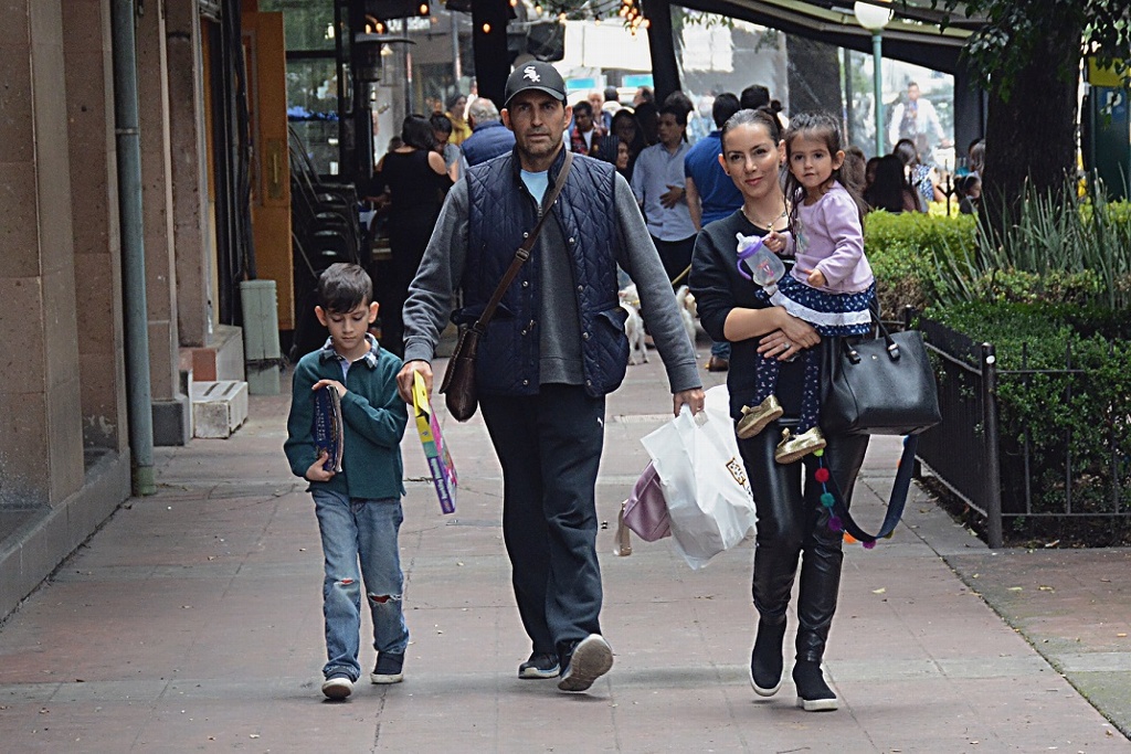 Imagen ¡Triunfó el amor! Claudia Lizaldi perdona la infidelidad de su marido (+fotos)