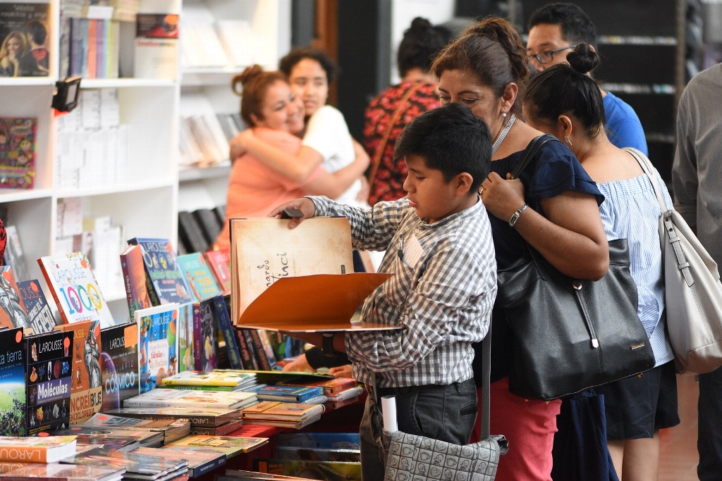 Imagen Últimos días de la Feria Nacional del Libro Infantil y Juvenil en Xalapa (+fotos)