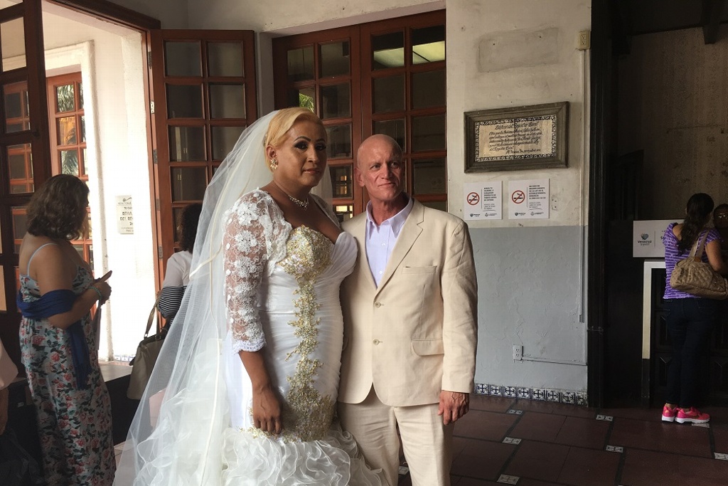 Imagen Se realiza la primera boda de una mujer transexual en Veracruz (+Fotos)