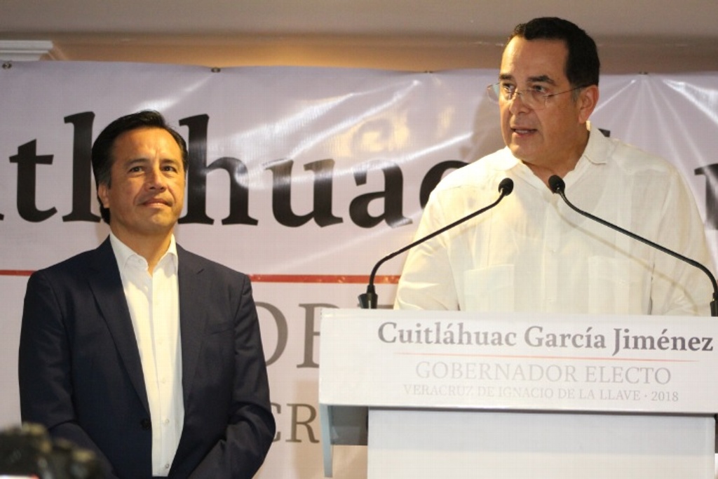 Imagen Nombra Cuitláhuac García a Ernesto Pérez Astorga como titular de la Sedecop (+video y fotos)