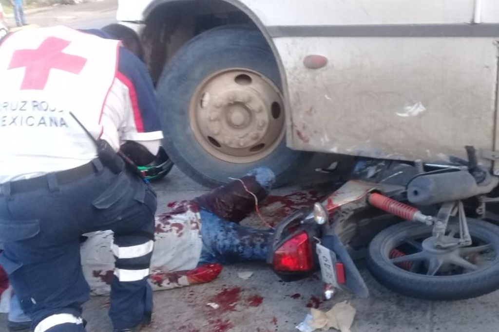 Imagen Muere hombre que fue embestido por camión urbano en Veracruz