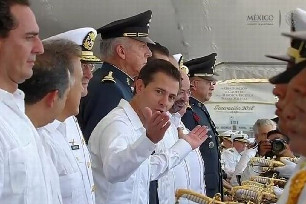 Imagen Peña Nieto encabeza graduación de cadetes de la Heroica Escuela Naval Militar
