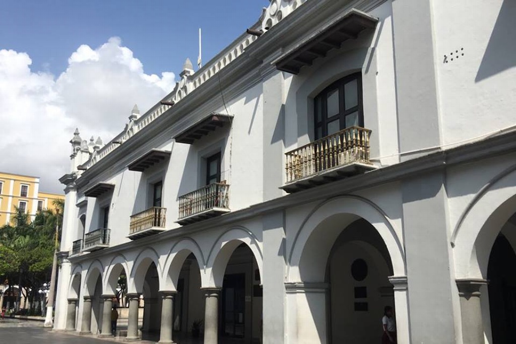 Imagen Palacio Municipal y edificio Trigueros necesitan rehabilitación: Fernando Yunes