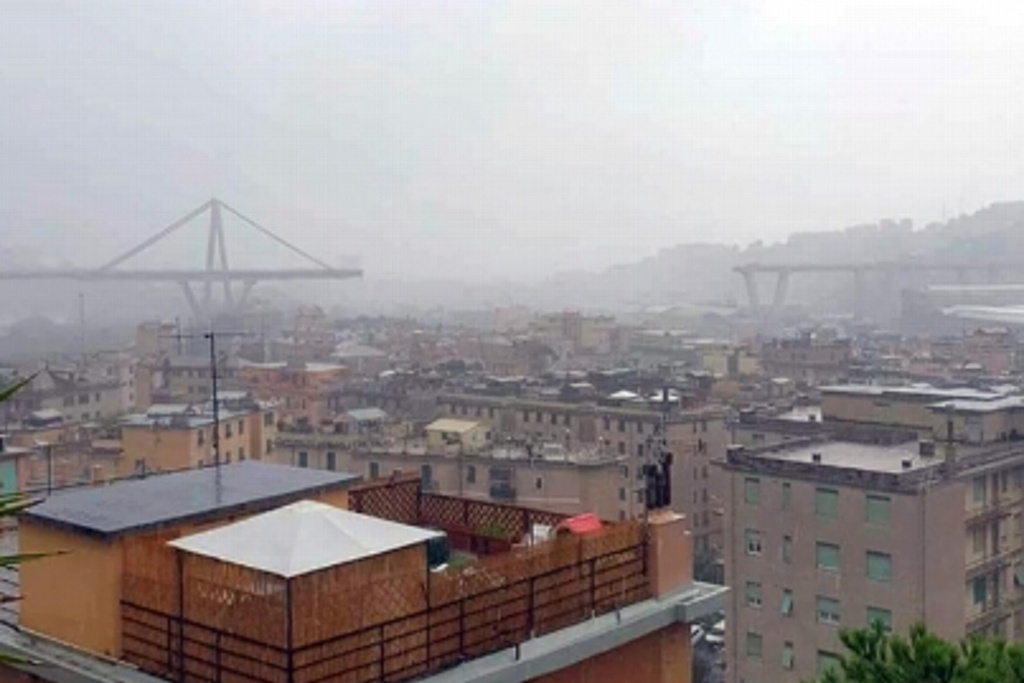 Imagen Aumenta a 22 cifra de muertos por derrumbe de puente en Italia