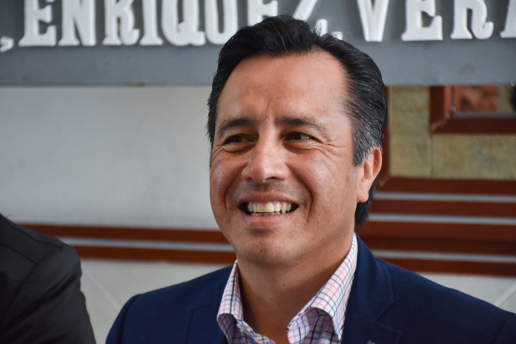 Imagen Se echarán atrás donaciones de inmuebles estatales: Cuitláhuac García 