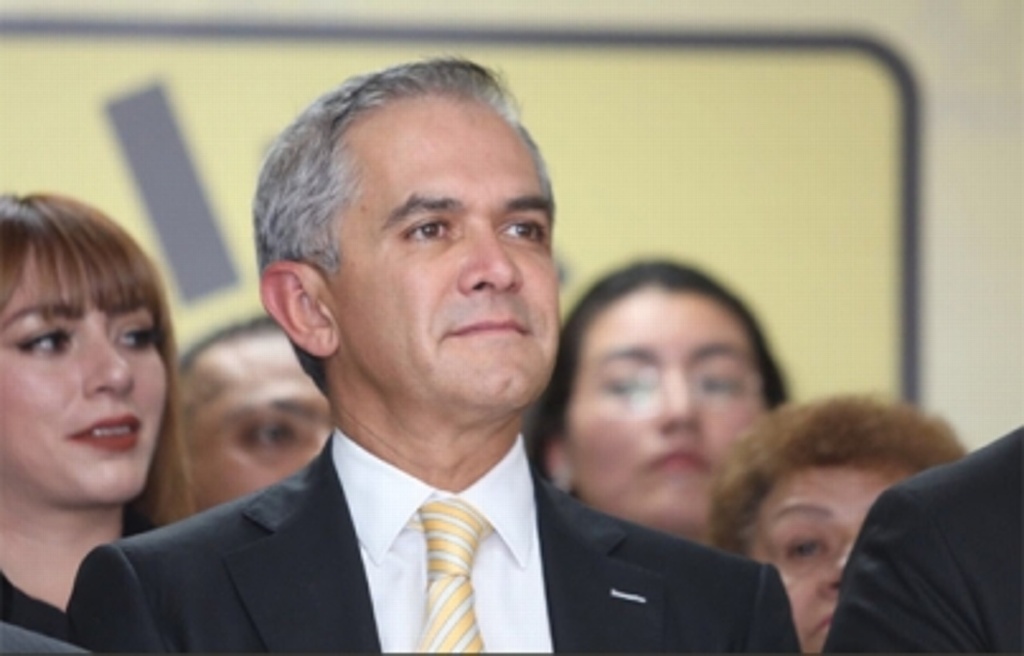 Imagen Ratifican a Miguel Ángel Mancera como coordinador del PRD en el Senado