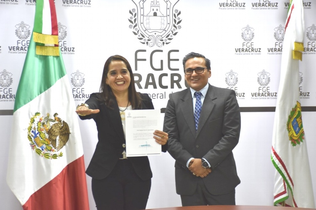 Imagen María Isabel Hernández Cruz es designada como Fiscal Regional de la zona sur Coatzacoalcos