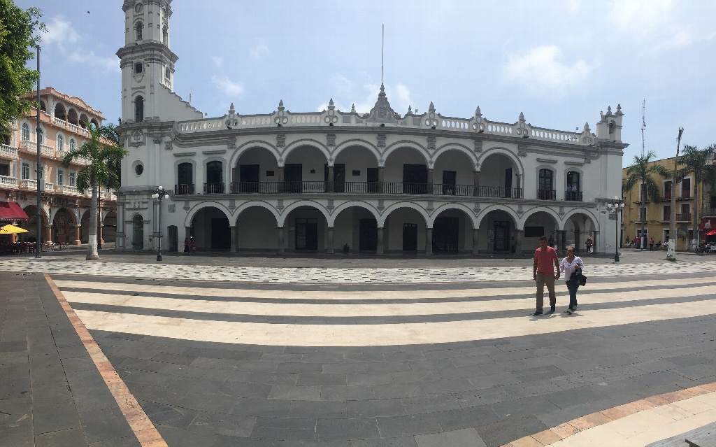 Imagen Palacio Municipal de Veracruz, el que alberga el Cabildo más antiguo en América Continental