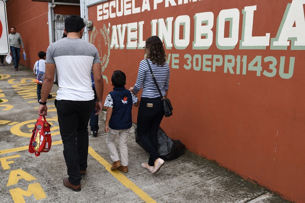 Imagen Niños y niñas de Veracruz regresan a clases (+fotos)