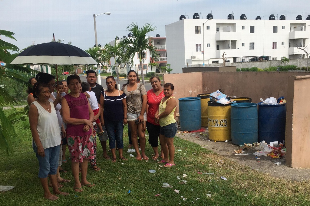 Imagen Colonos al norponiente de Veracruz, se quejan por presencia de basura