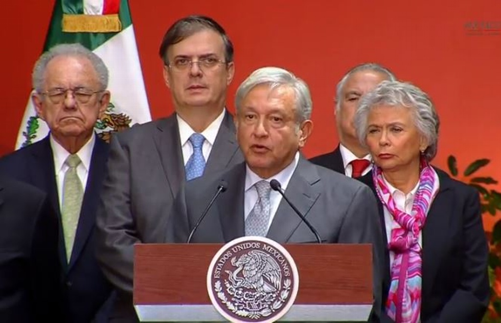 Imagen Frente a Peña Nieto, confirma AMLO que se cancelará la Reforma Educativa