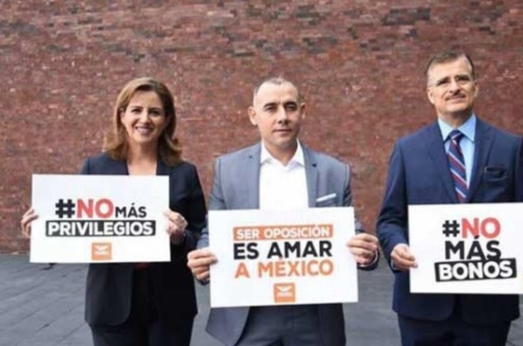 Imagen Diputados de MC respaldarán iniciativas de López Obrador