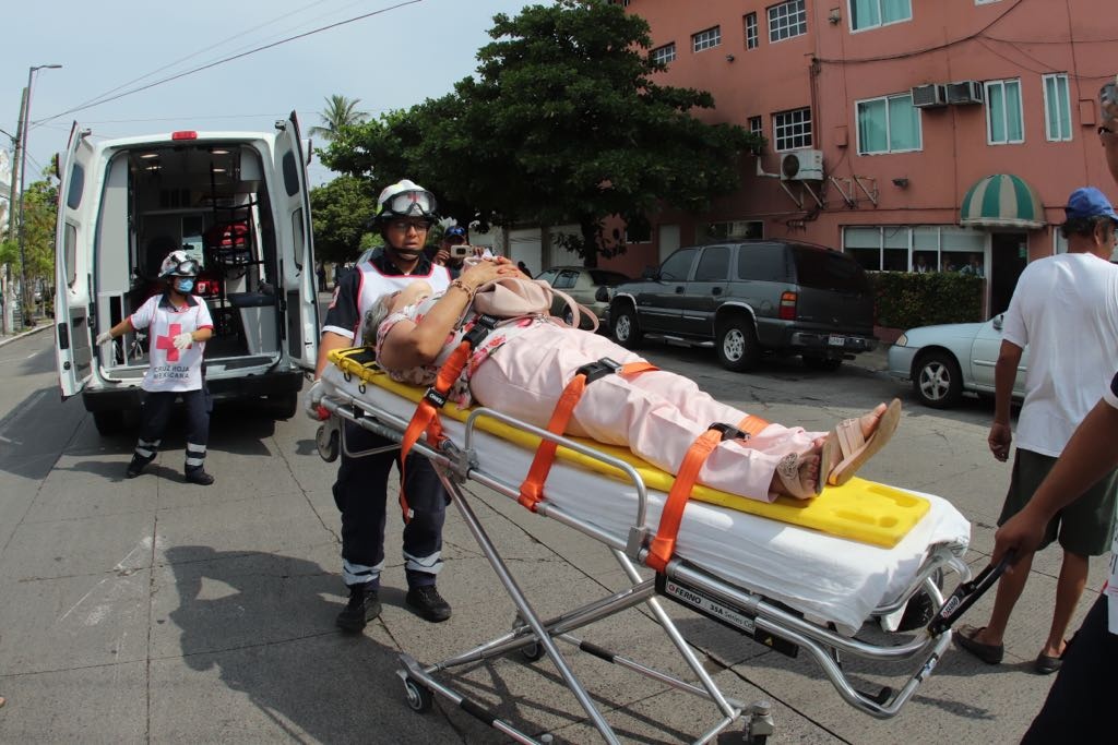 Camión urbano atropella a una mujer en el centro de Veracruz (+fotos ...