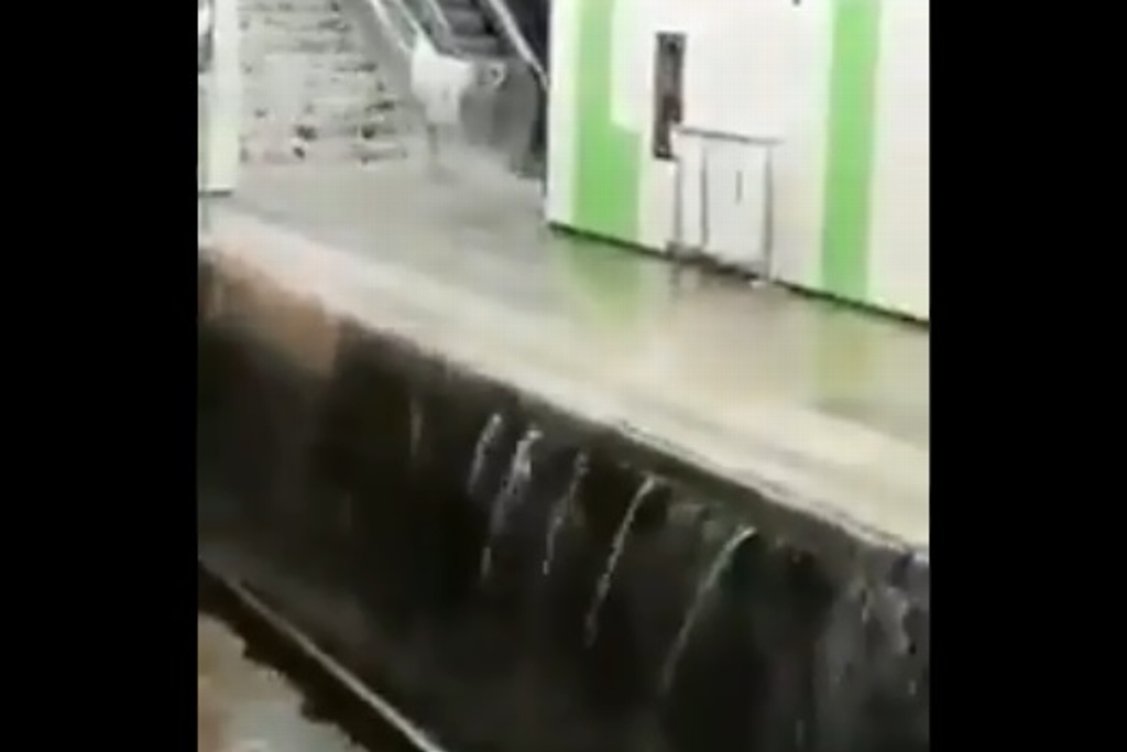 Imagen Fuerte tormenta inunda parte de Barcelona; afectó 3 líneas del metro (+Videos)