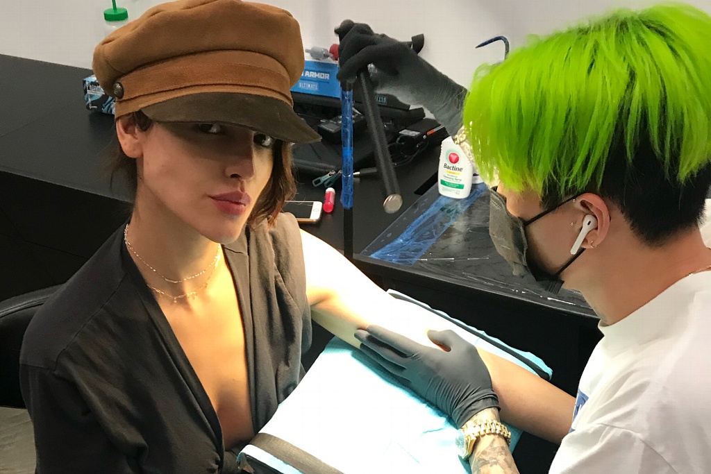 Imagen Eiza González impacta a seguidores con nuevo tatuaje (+fotos)