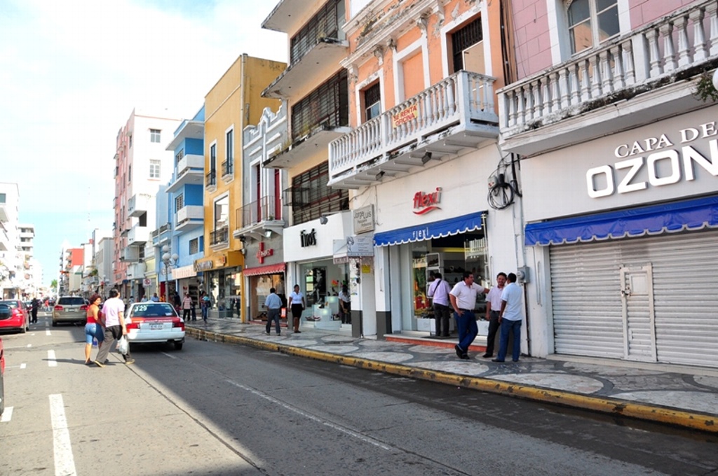 Imagen ¡No lo olvide! Habrá cierres viales en Veracruz por festejos patrios
