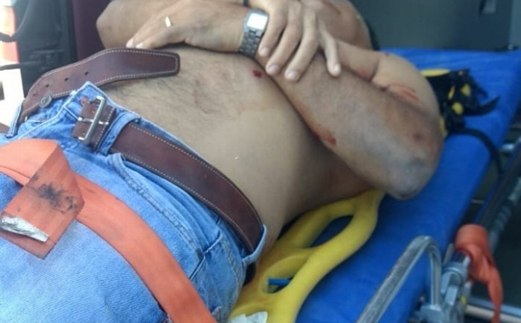 Imagen Hombre baleado cuando cambiaba la llanta de su auto, en colonia de Veracruz  (+fotos)