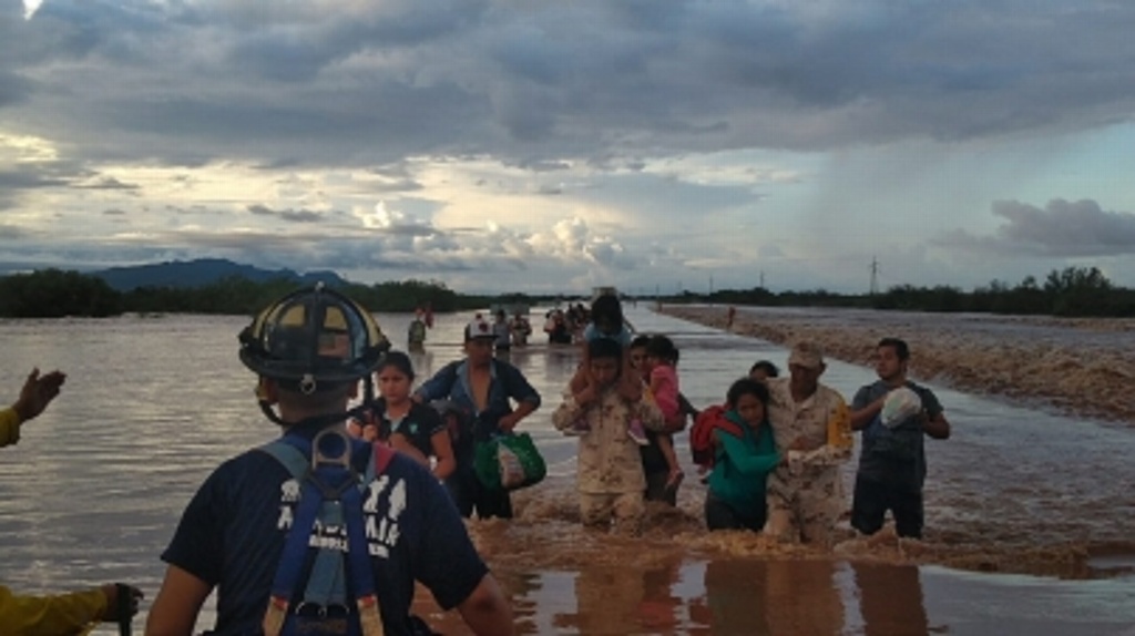 Imagen Diputados piden destinar recursos a damnificados de Sonora y Sinaloa