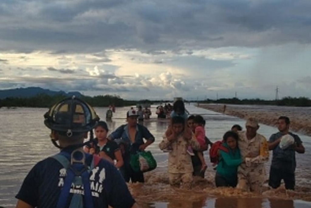 Imagen Gobierno federal evalúa daños en zonas afectadas por lluvias en Sinaloa 