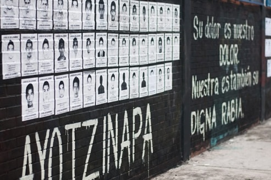 Imagen Morena pedirá a Peña desconocer 'verdad histórica' sobre caso Ayotzinapa