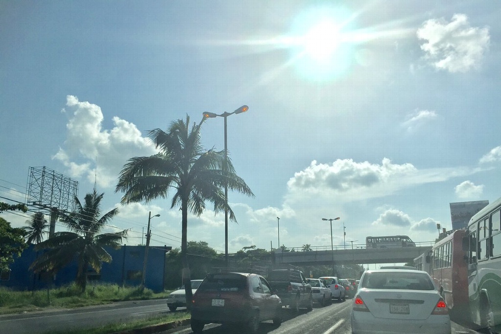 Imagen Cerrarán carretera Xalapa-Veracruz este lunes 