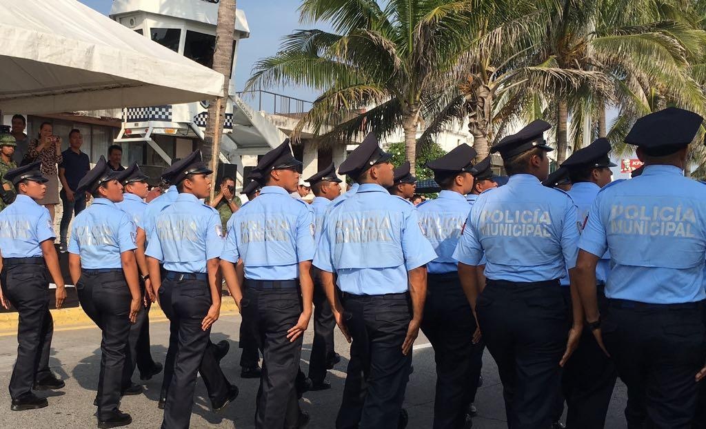 Imagen Suman 37 elementos graduados que formarán parte de la Policía Municipal de Boca del Río
