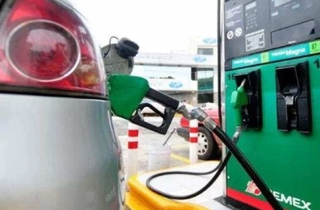 Imagen Proponen iniciativa para eliminar impuestos a la gasolina: Diputada