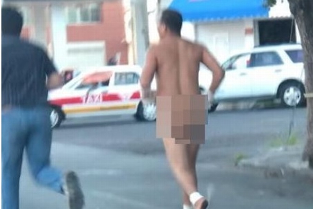 Imagen Hombre corre desnudo por calles de Veracruz 