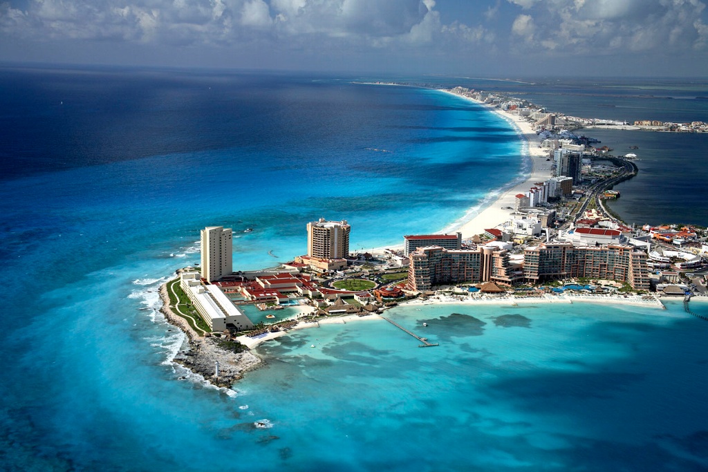 Imagen Hoteleros de Cancún promueven amparos ante alto costo de energía eléctrica