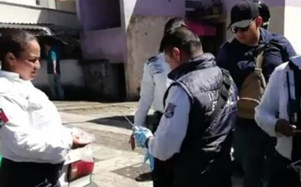 Imagen Taxista ataca con una navaja a un agente de Tránsito, en Xalapa, Veracruz