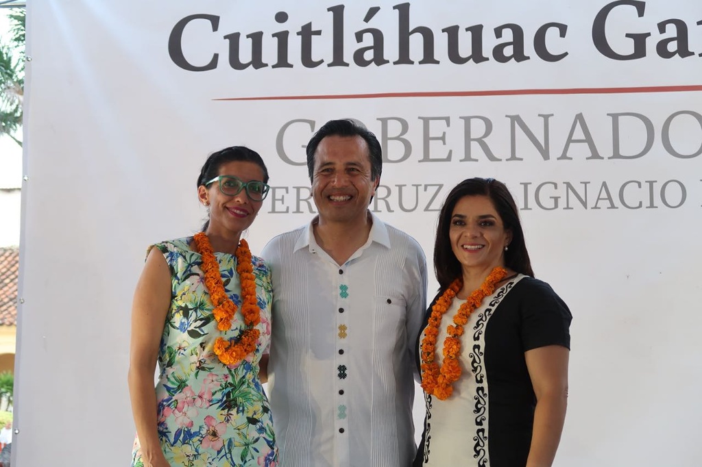 Imagen Presenta Cuitláhuac García próxima secretaria de Cultura y Jefa de la Oficina de Gobierno