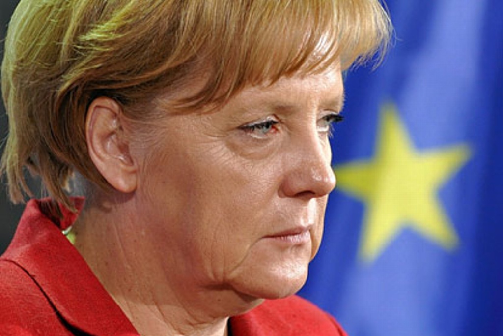Imagen Merkel reconoce pérdida de confianza de los electores en la política