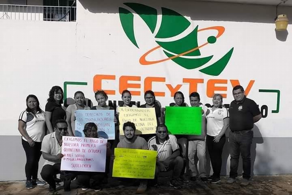 Imagen Paro de brazos caídos en colegios del CECyTEV de Veracruz 