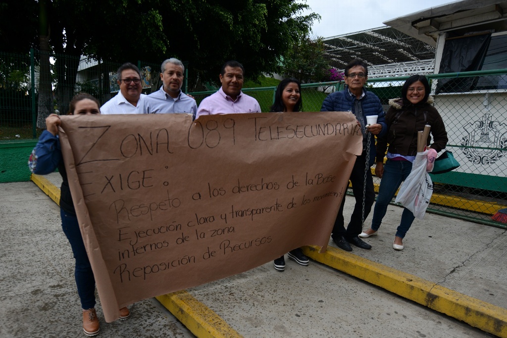 Imagen Docentes toman instalaciones de Educación Especial, en Xalapa, Veracruz